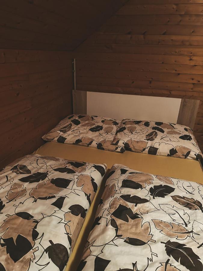 Apartment Hm Гозд Мартулек Екстериор снимка